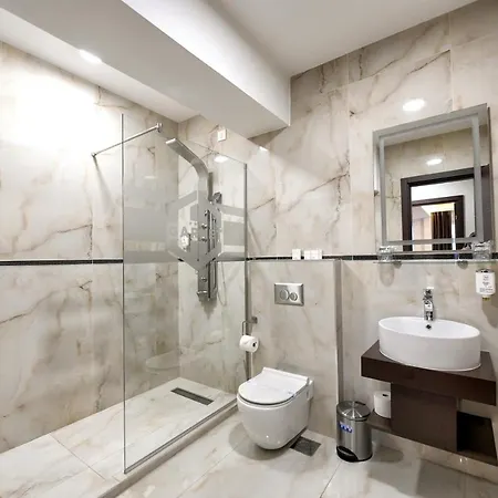 Garnet & Event Centar Hotel 4*