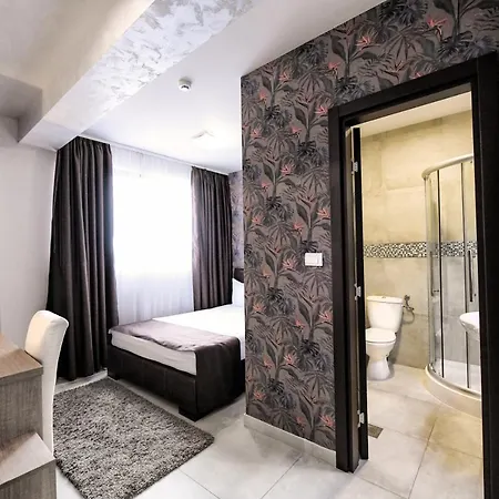 Garnet & Event Centar 호텔