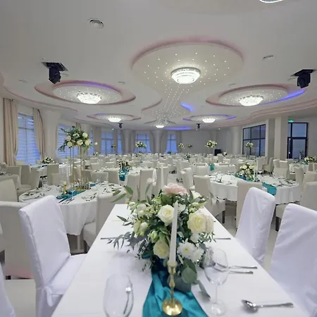 Hotel Garnet & Event Centar